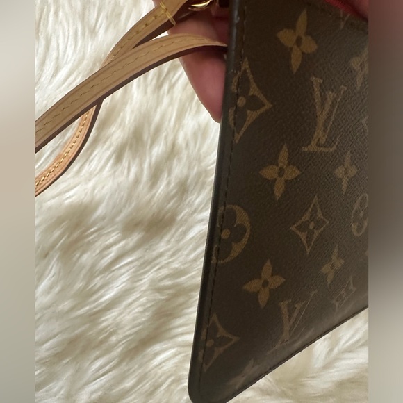 Like New*Authentic**Louis Vuitton neverfull MM Pochette - Picture 14 of 16